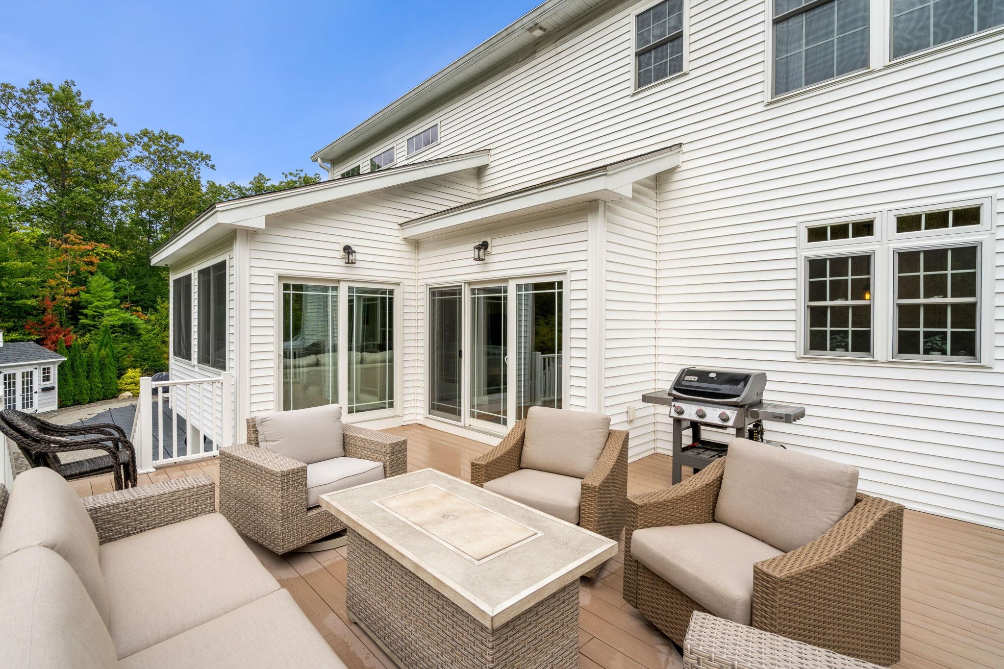 24 Summer Lane