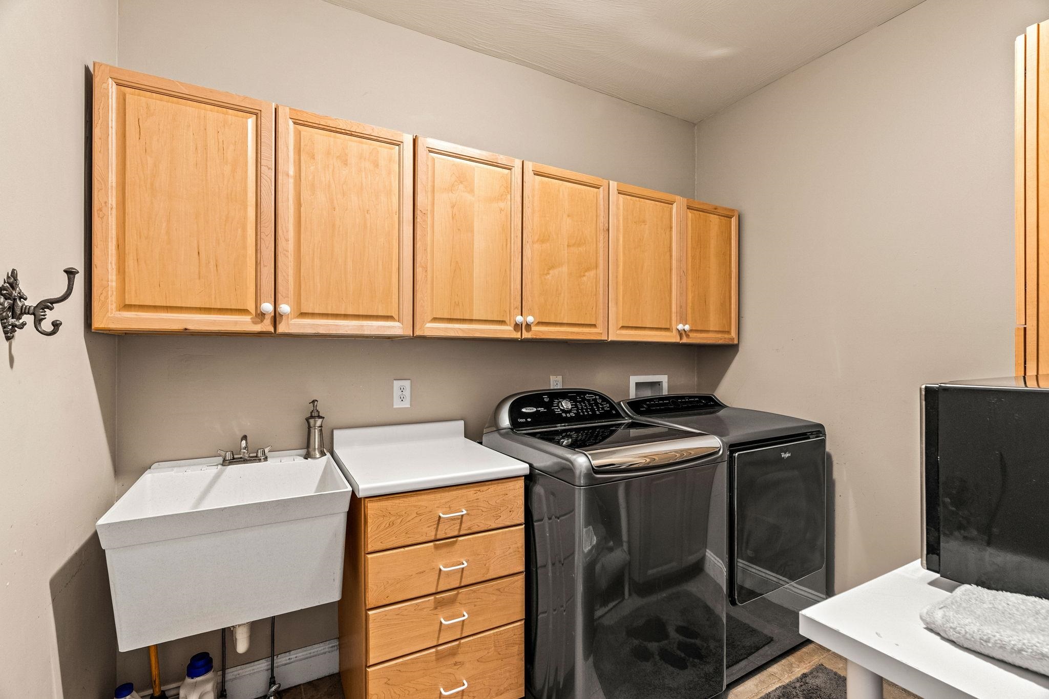 100 Chestnut Hill Road