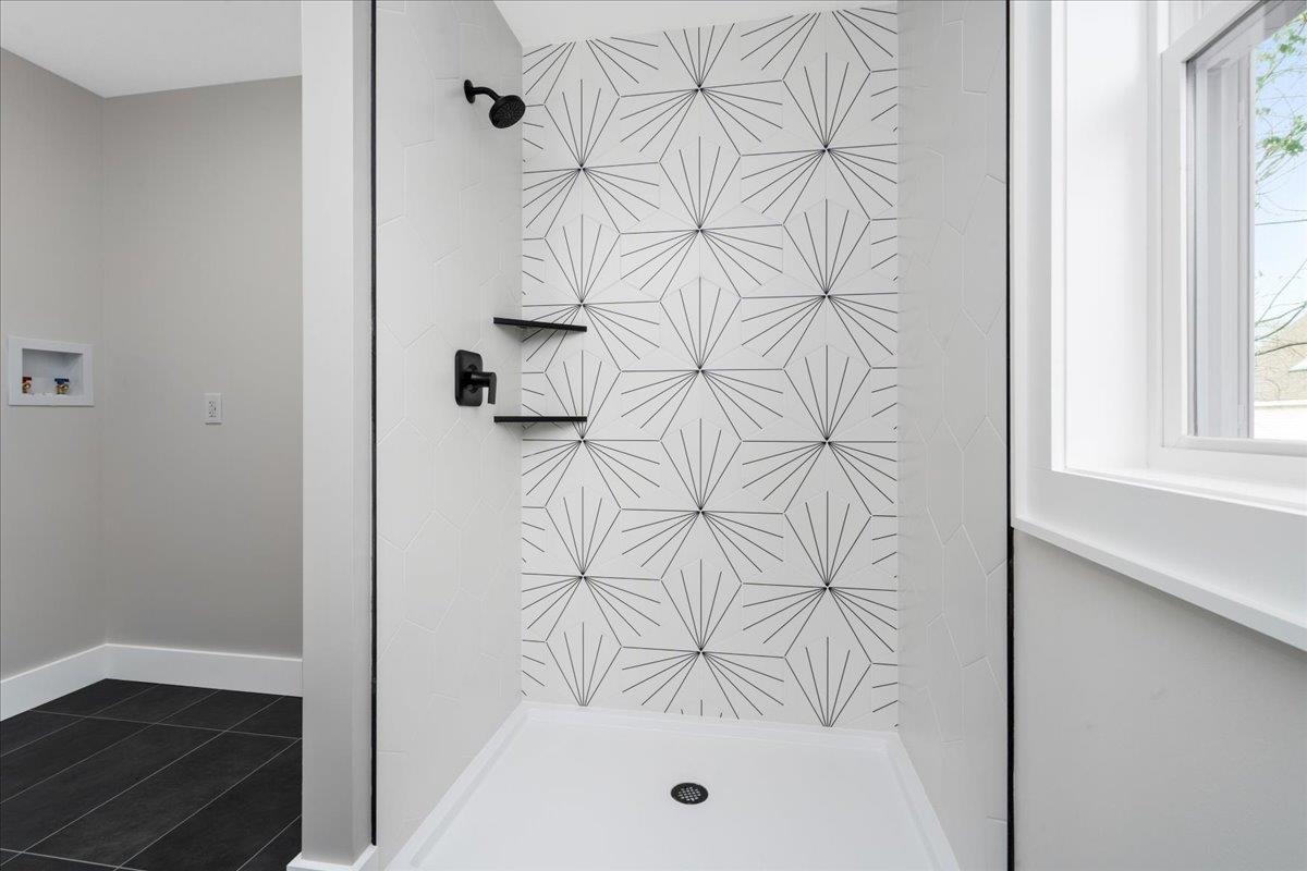 5 Jennifer Drive Unit: A