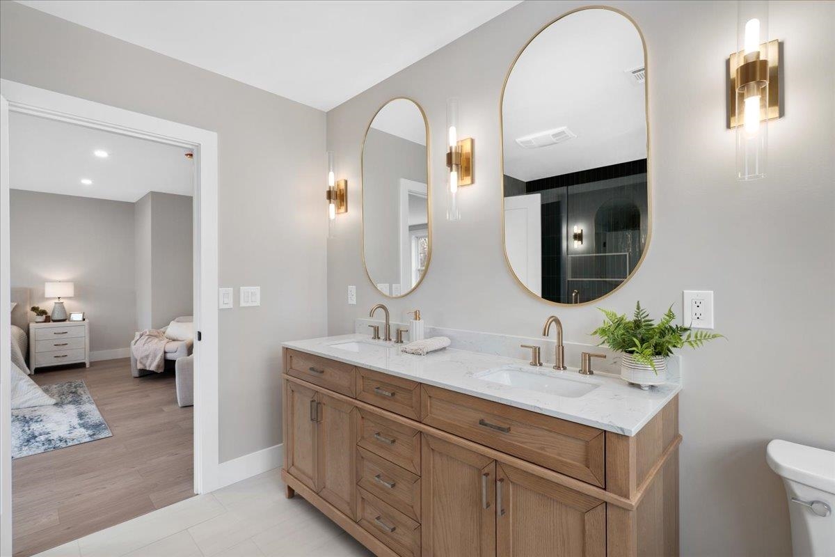 5 Jennifer Drive Unit: A