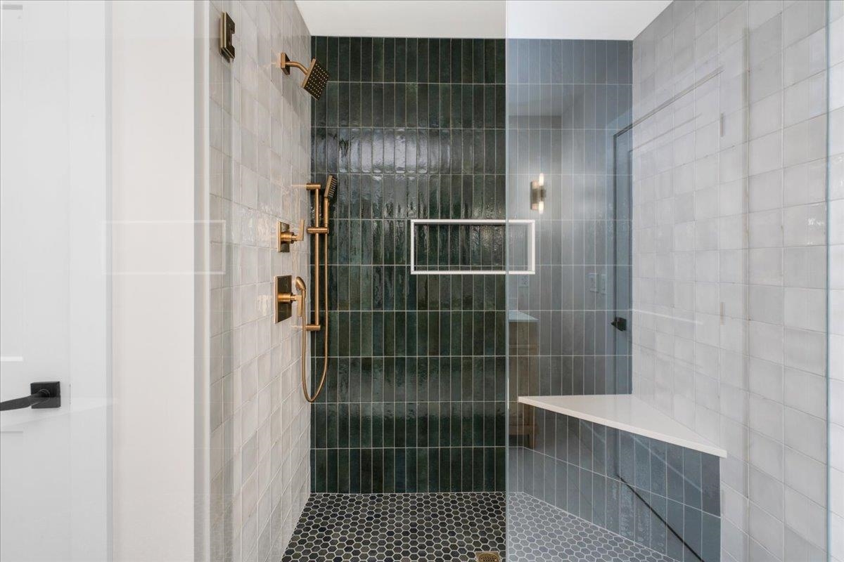 5 Jennifer Drive Unit: A