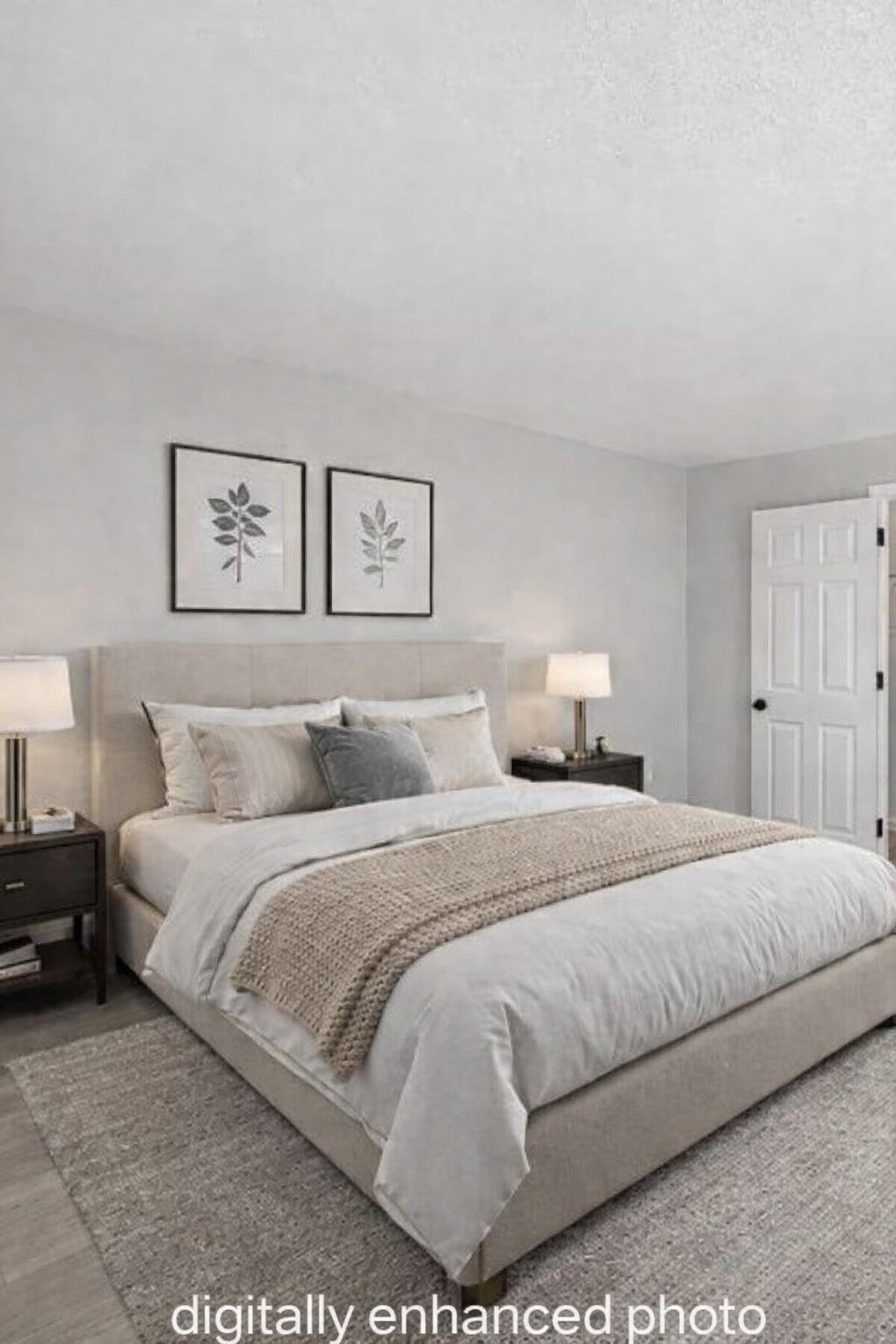 4 Knightsbridge Drive Unit: 206