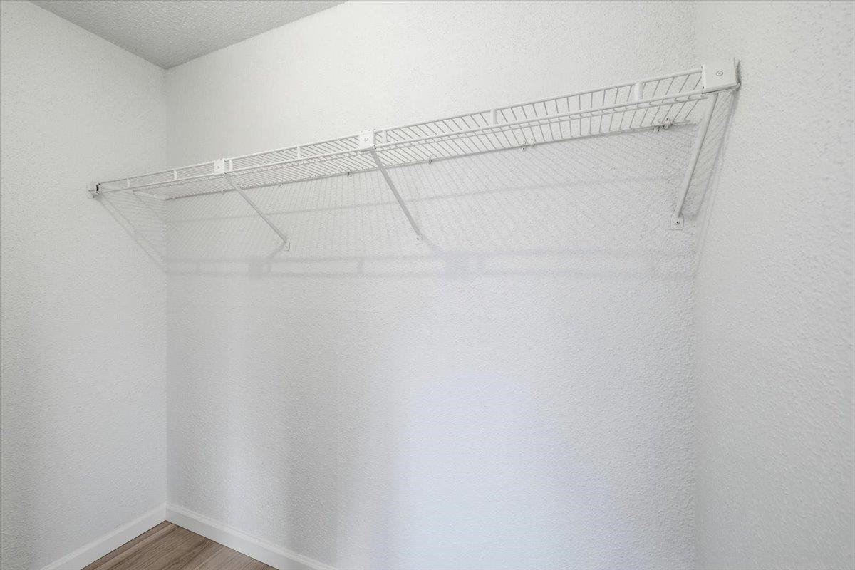 4 Knightsbridge Drive Unit: 206