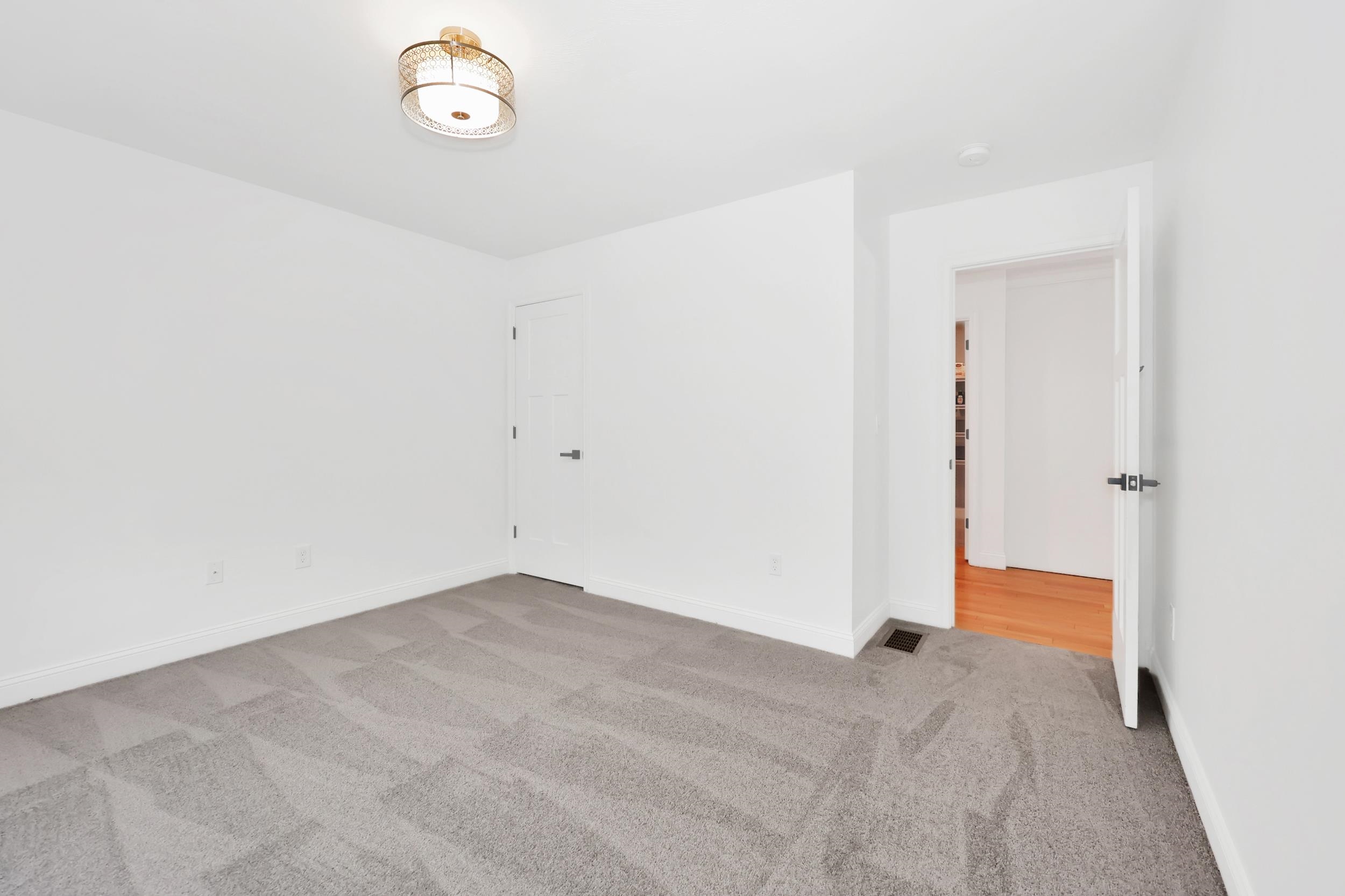 432 Mountain Road