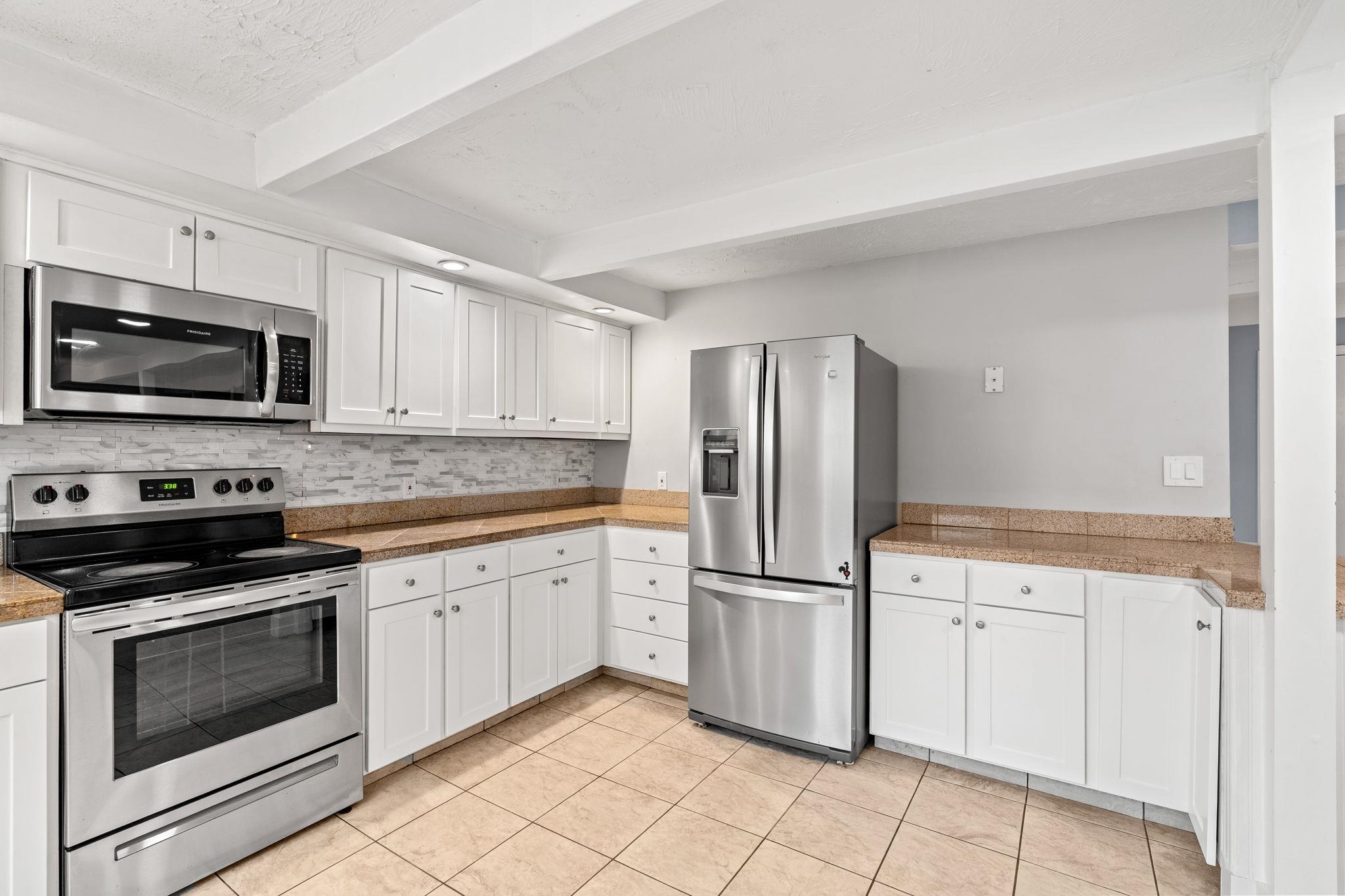 214 Maplehurst Avenue