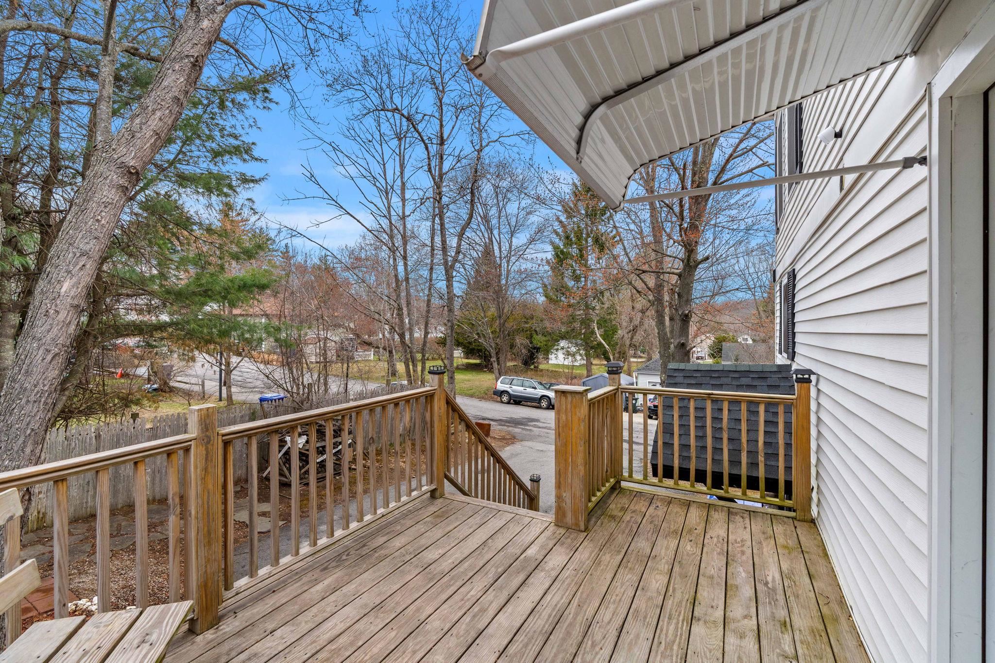 214 Maplehurst Avenue