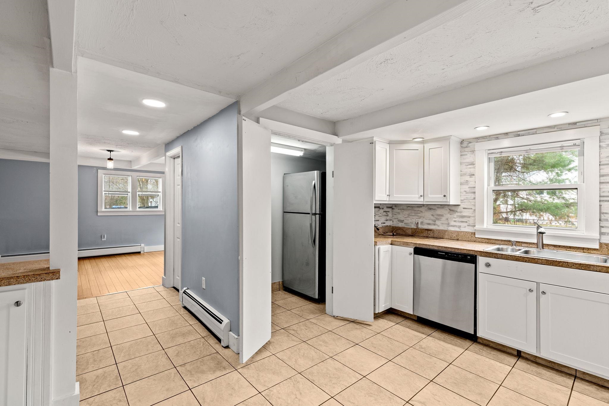 214 Maplehurst Avenue