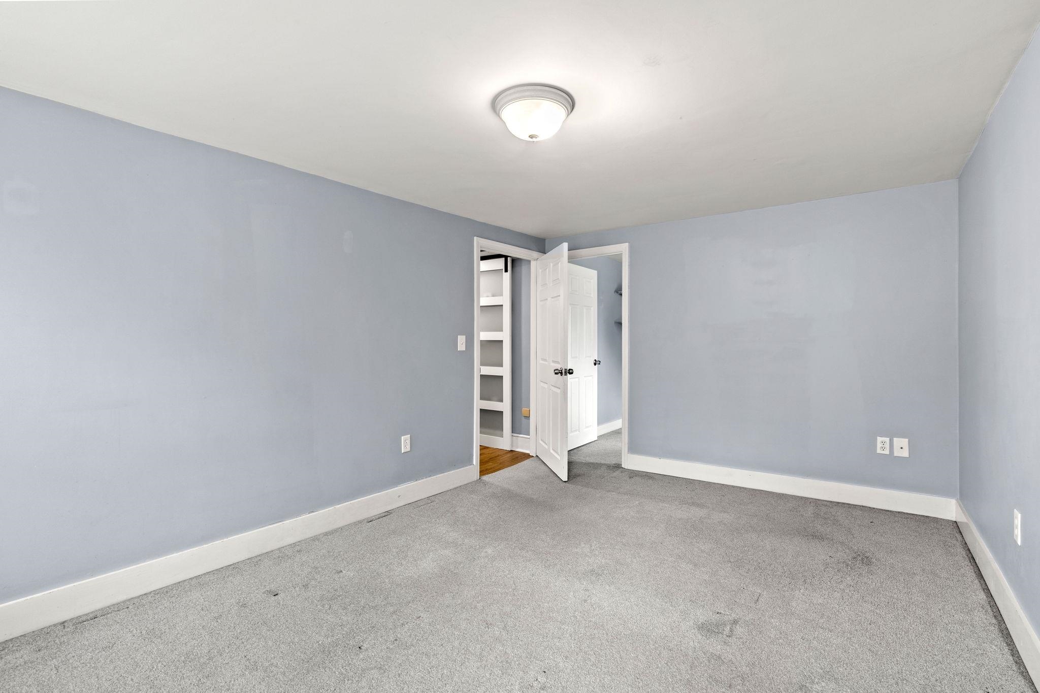 214 Maplehurst Avenue