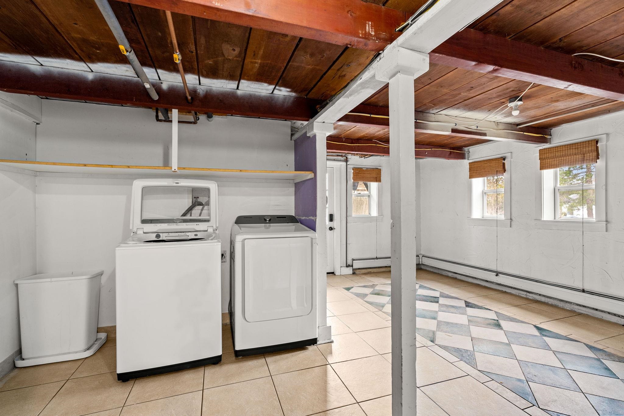 214 Maplehurst Avenue