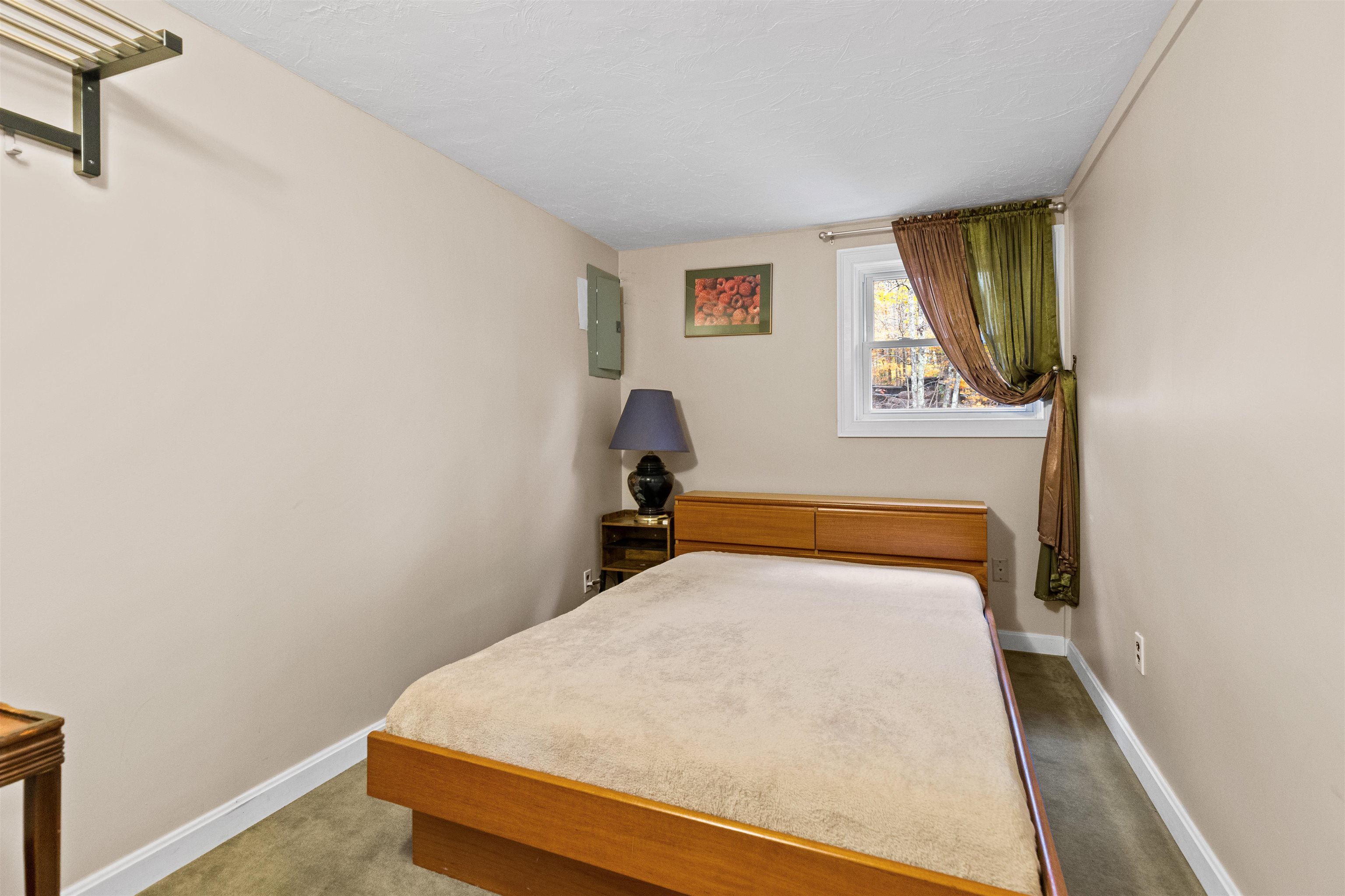80 Hemlock Drive