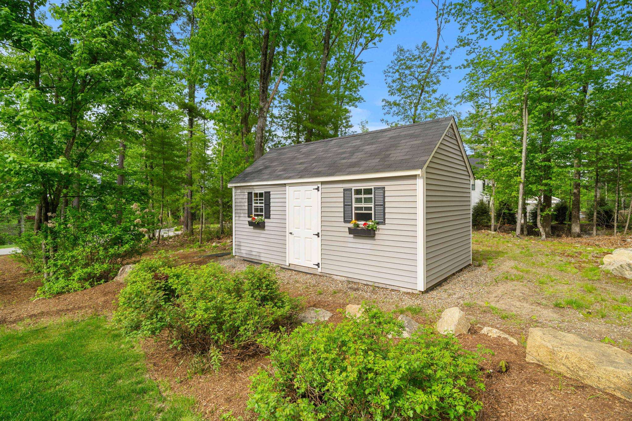 10 Lilac Court