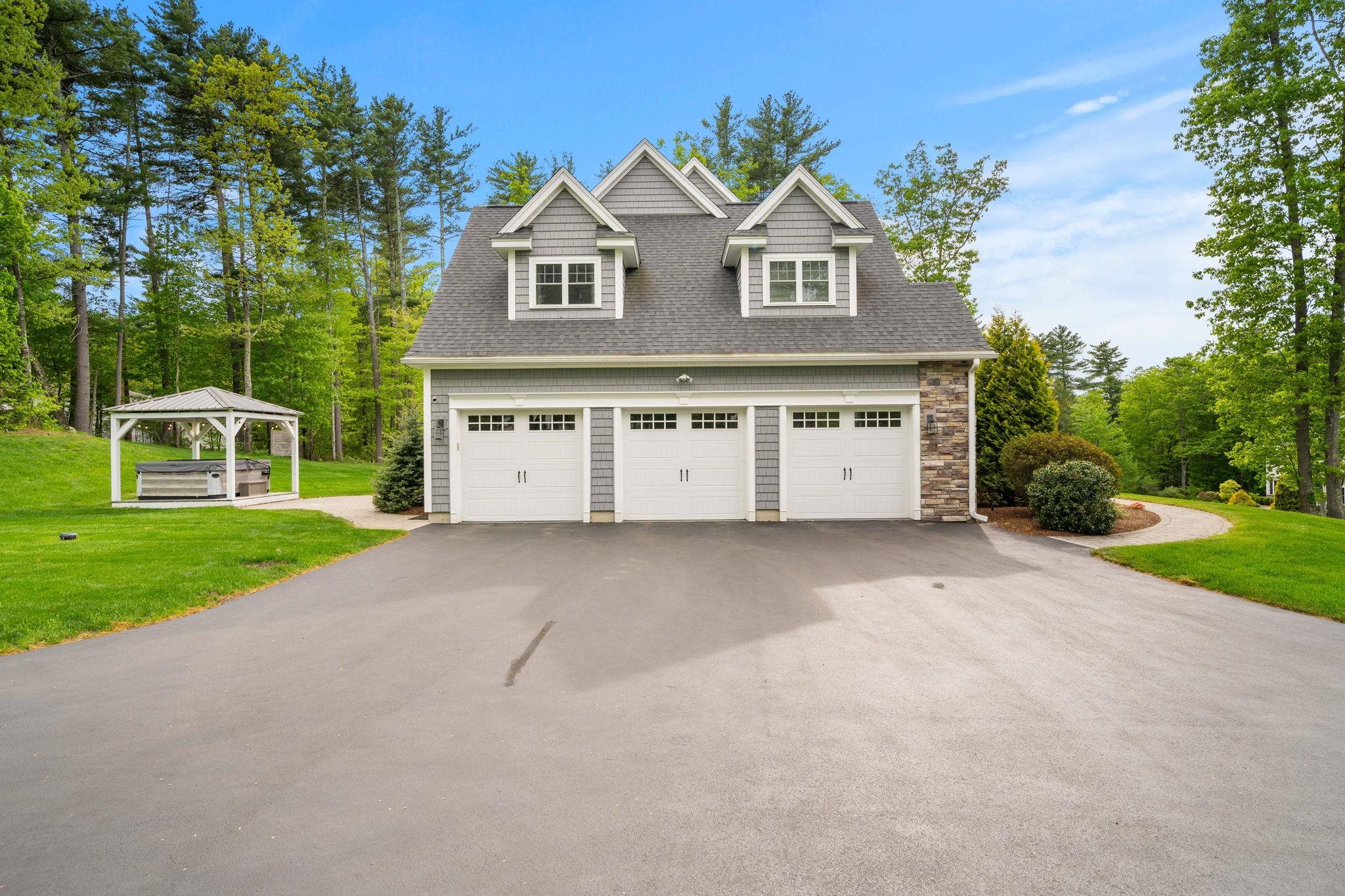 10 Lilac Court