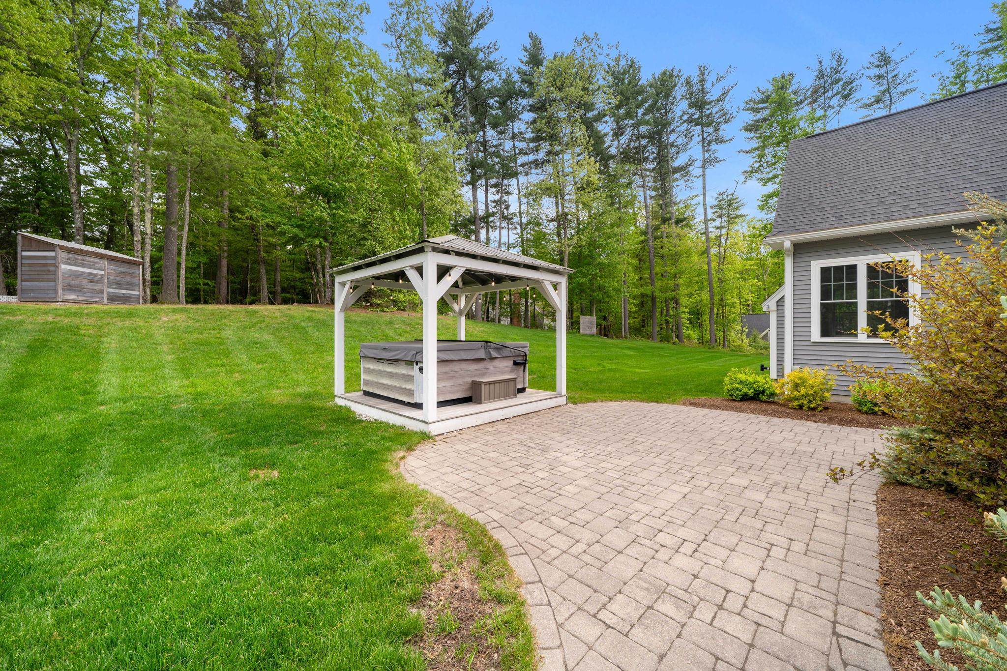 10 Lilac Court