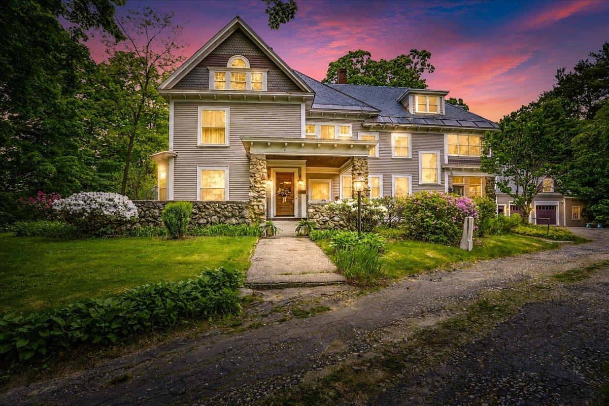12 Granite Street