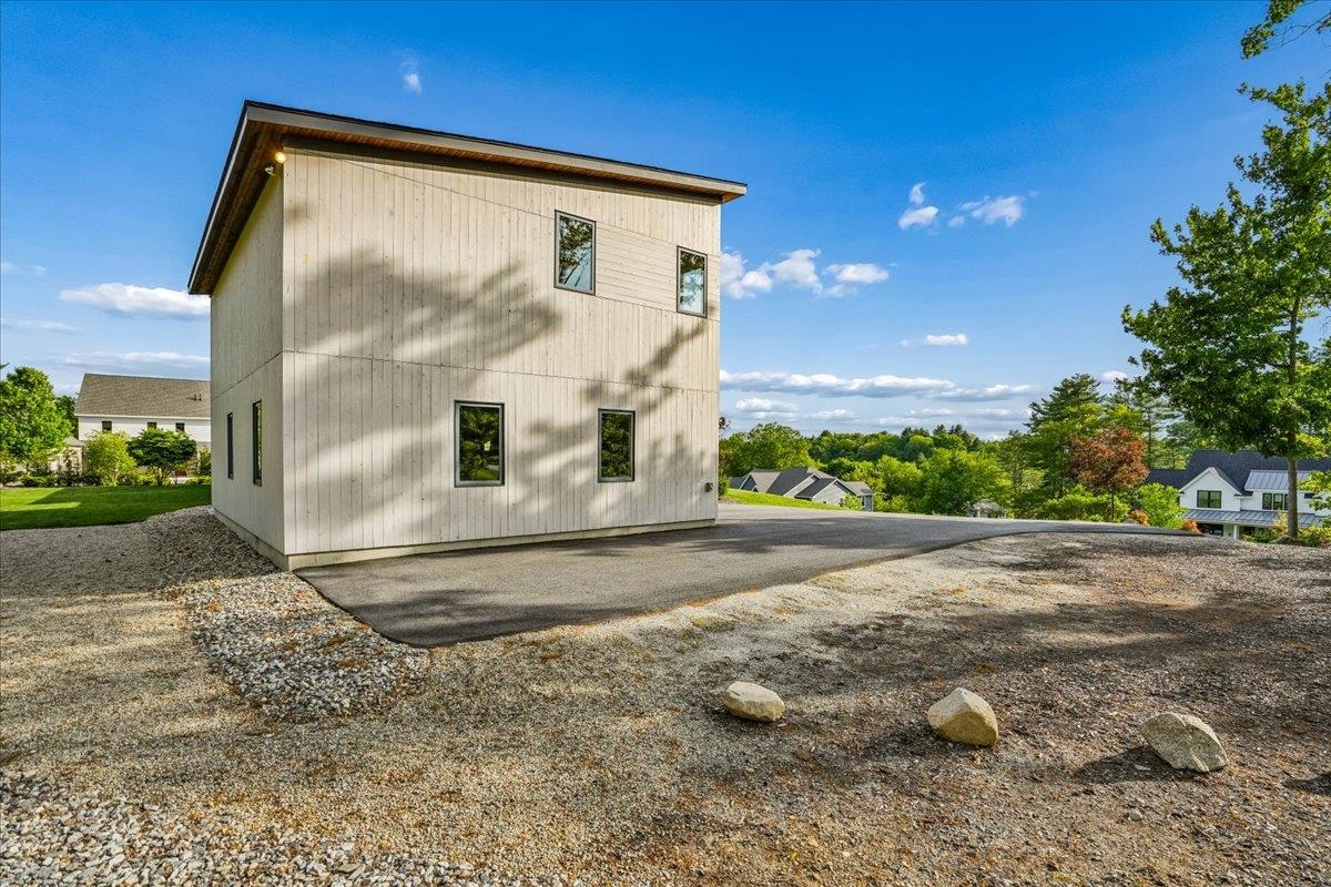 11 Wheeler Farm Road