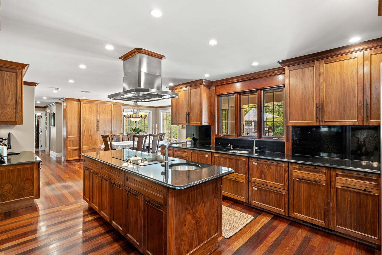 56 Oak Drive