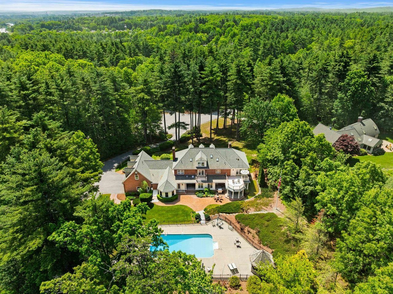 56 Oak Drive