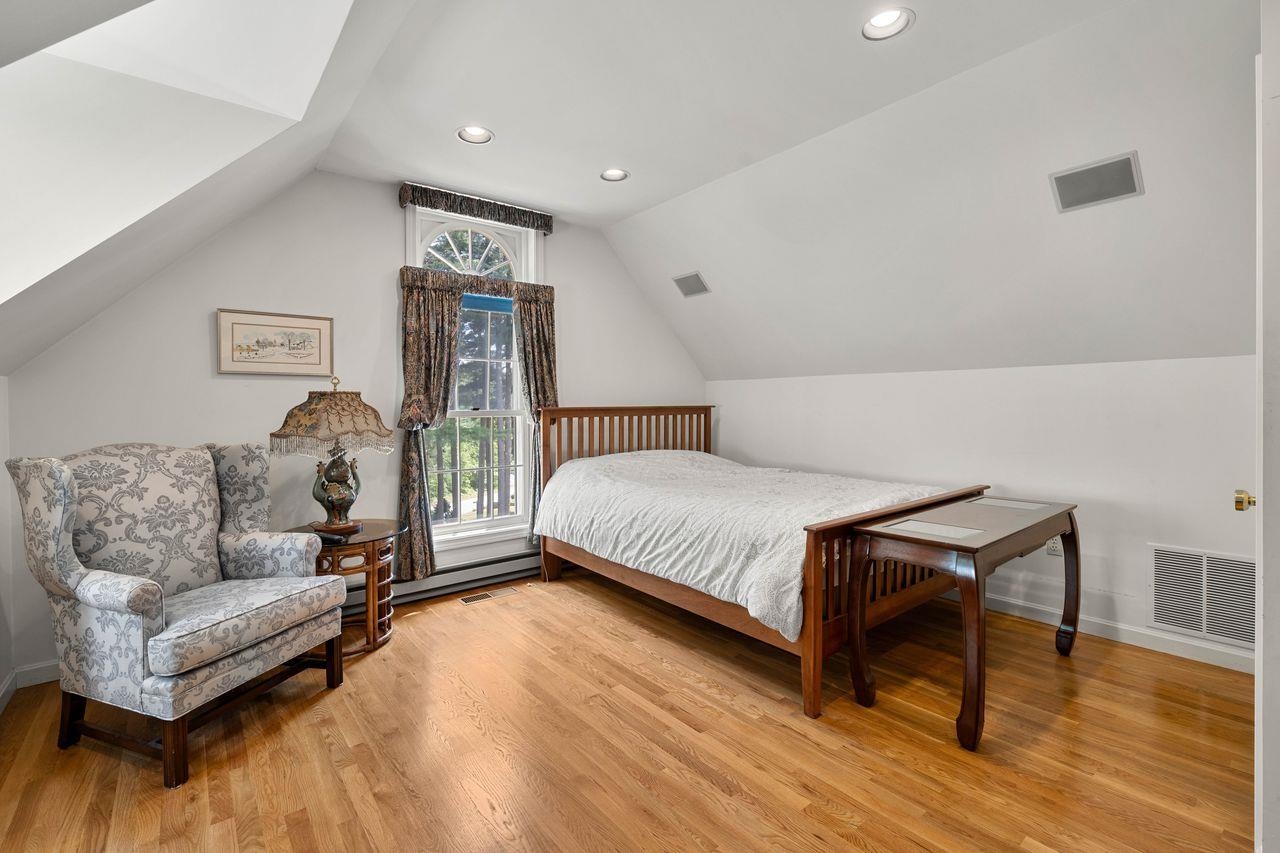 56 Oak Drive