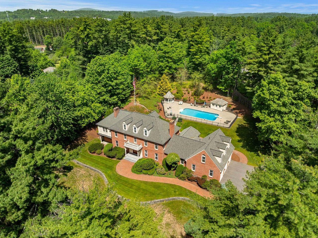 56 Oak Drive