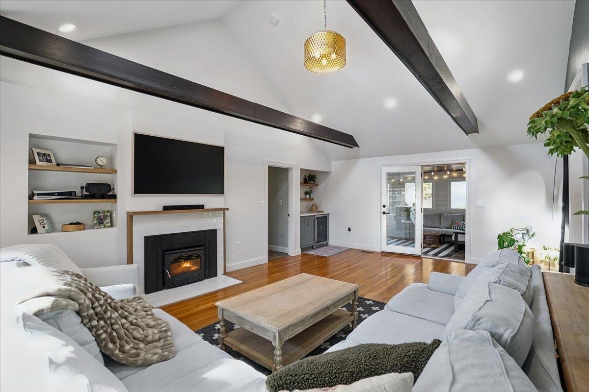 18 Hawk Drive