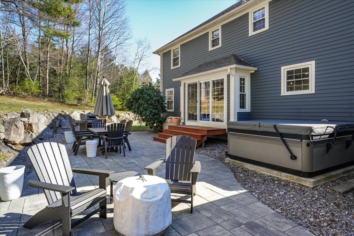 18 Hawk Drive