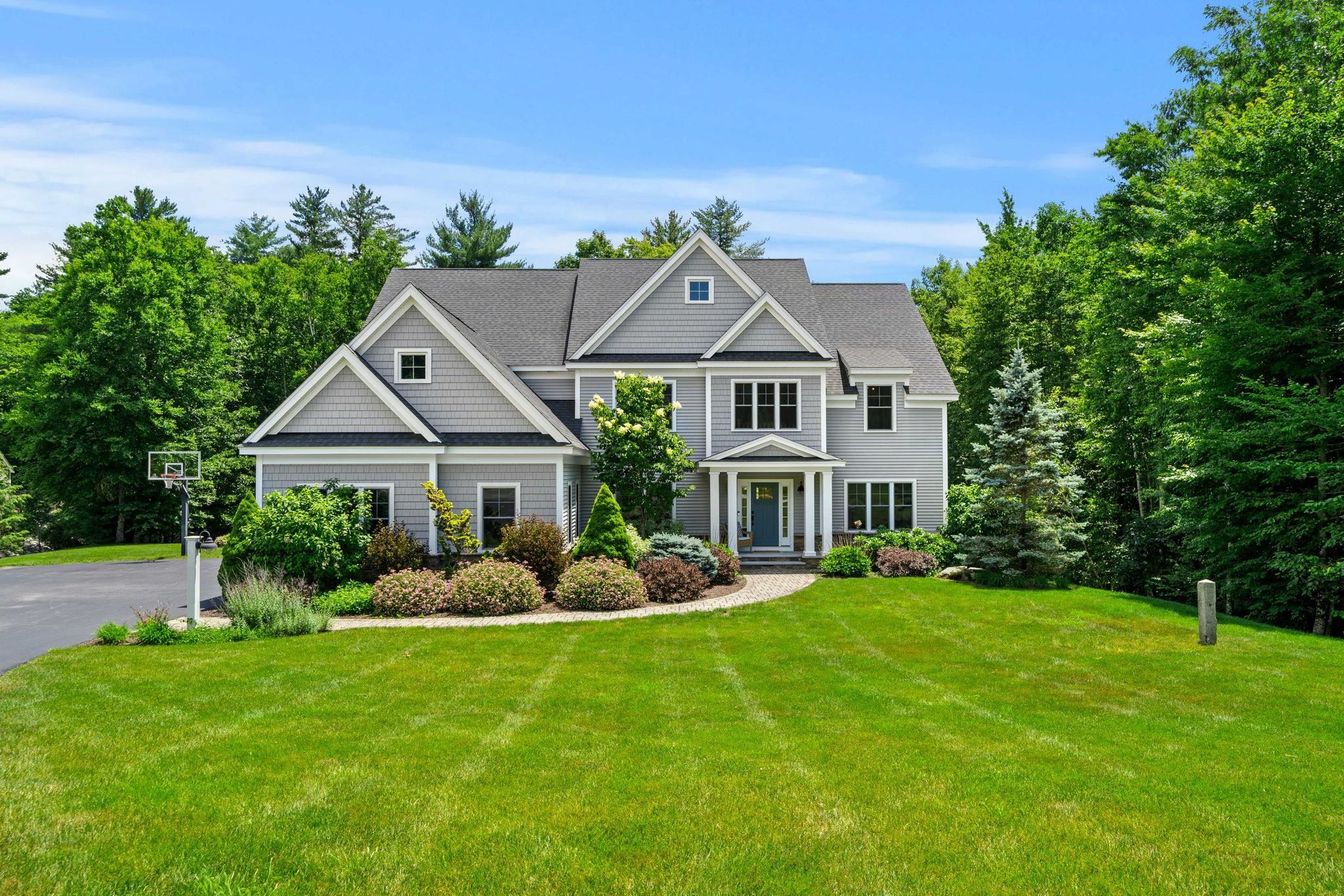 32 Settlers Court