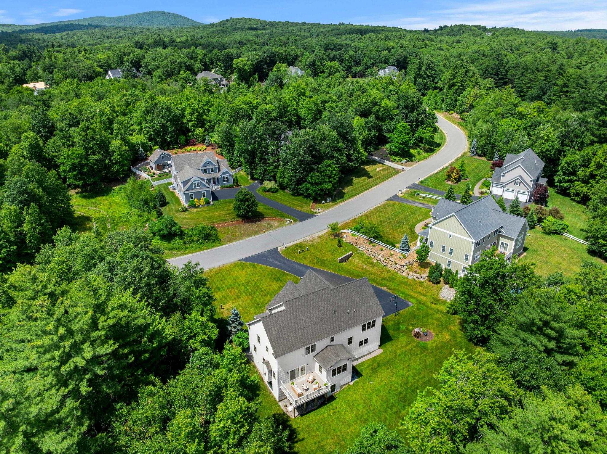32 Settlers Court
