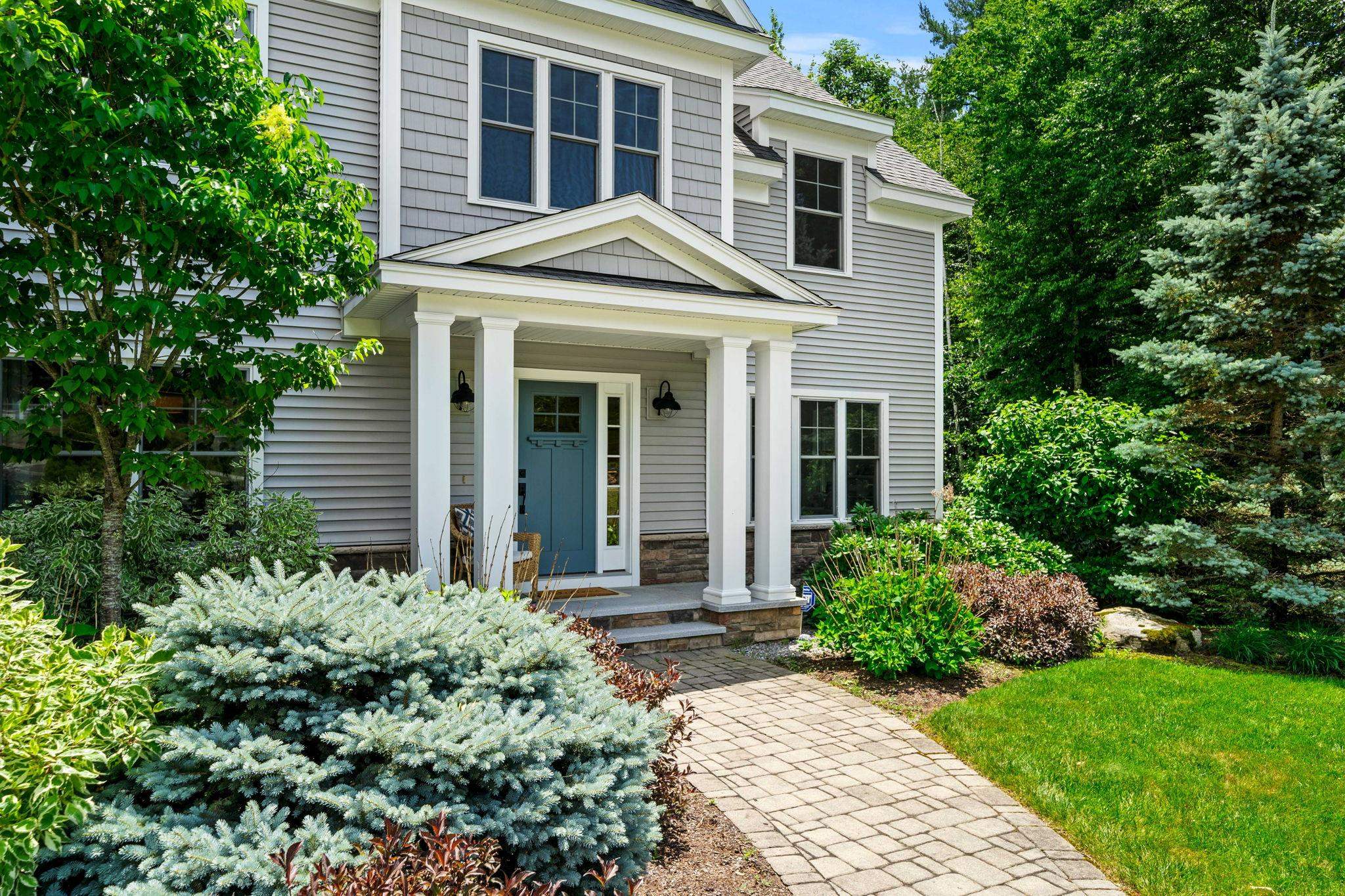 32 Settlers Court
