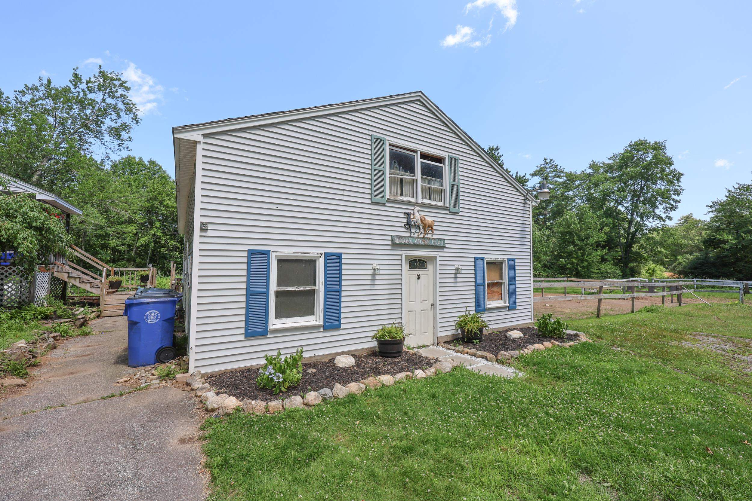 22 Holton Circle