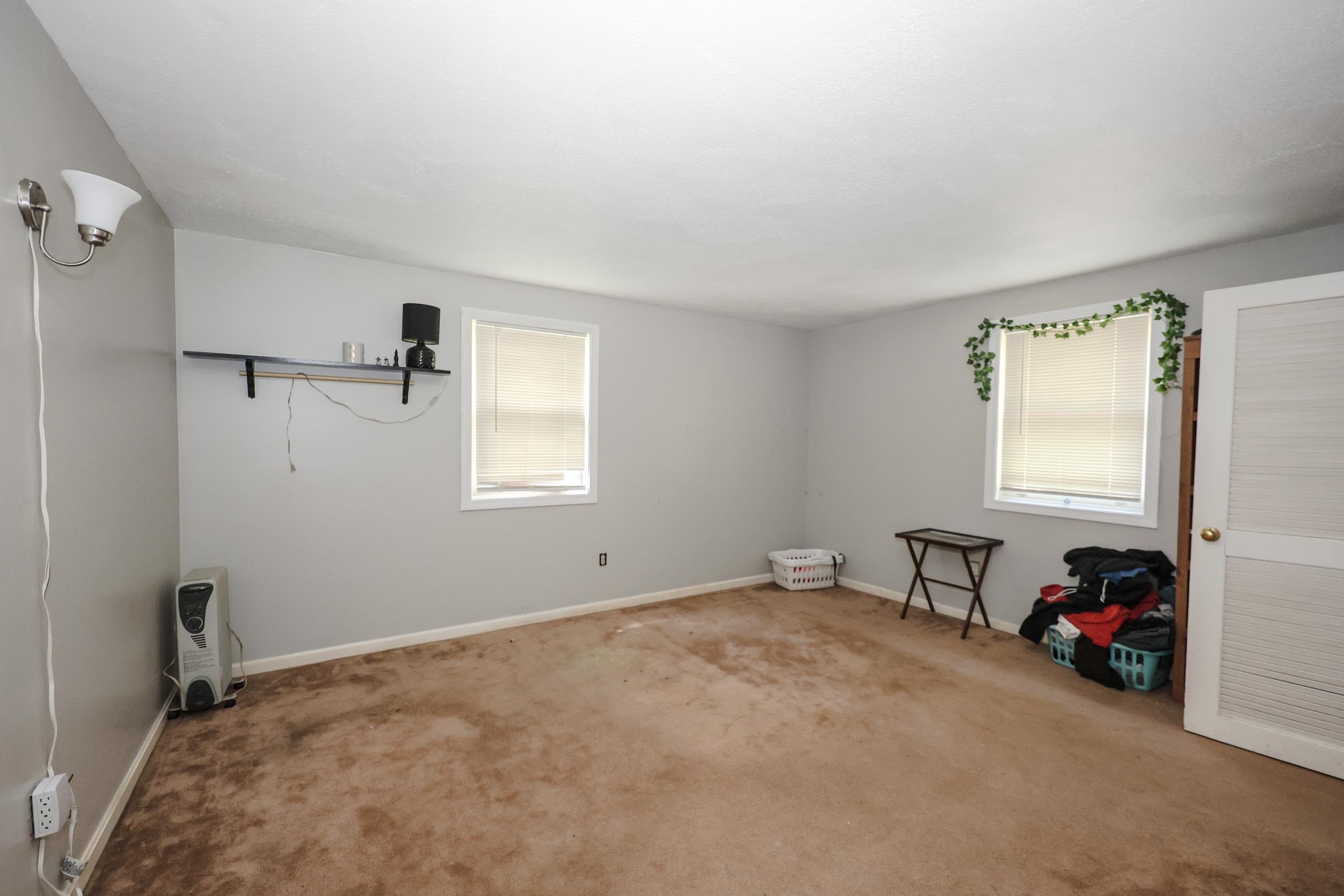 22 Holton Circle