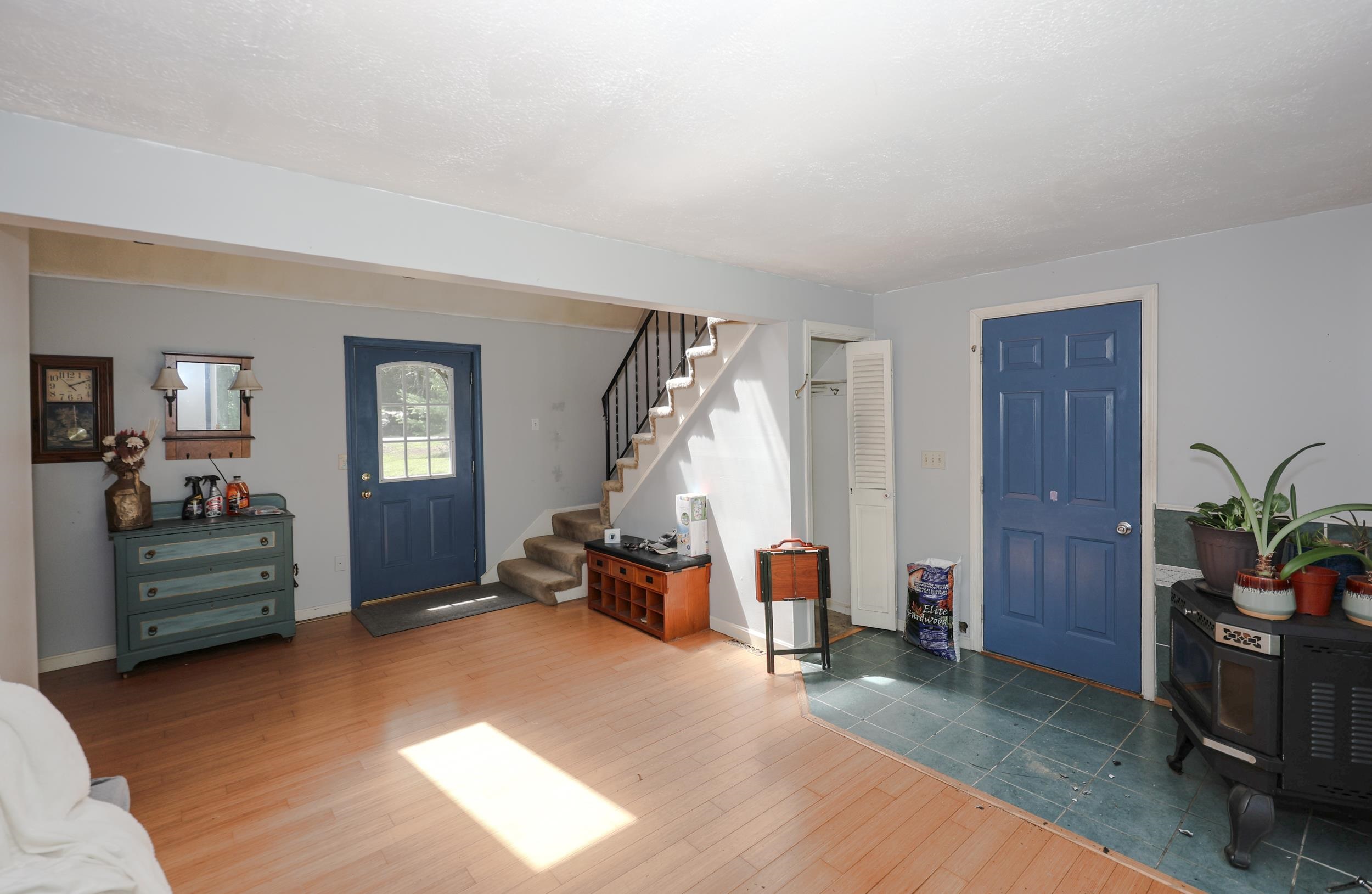 22 Holton Circle