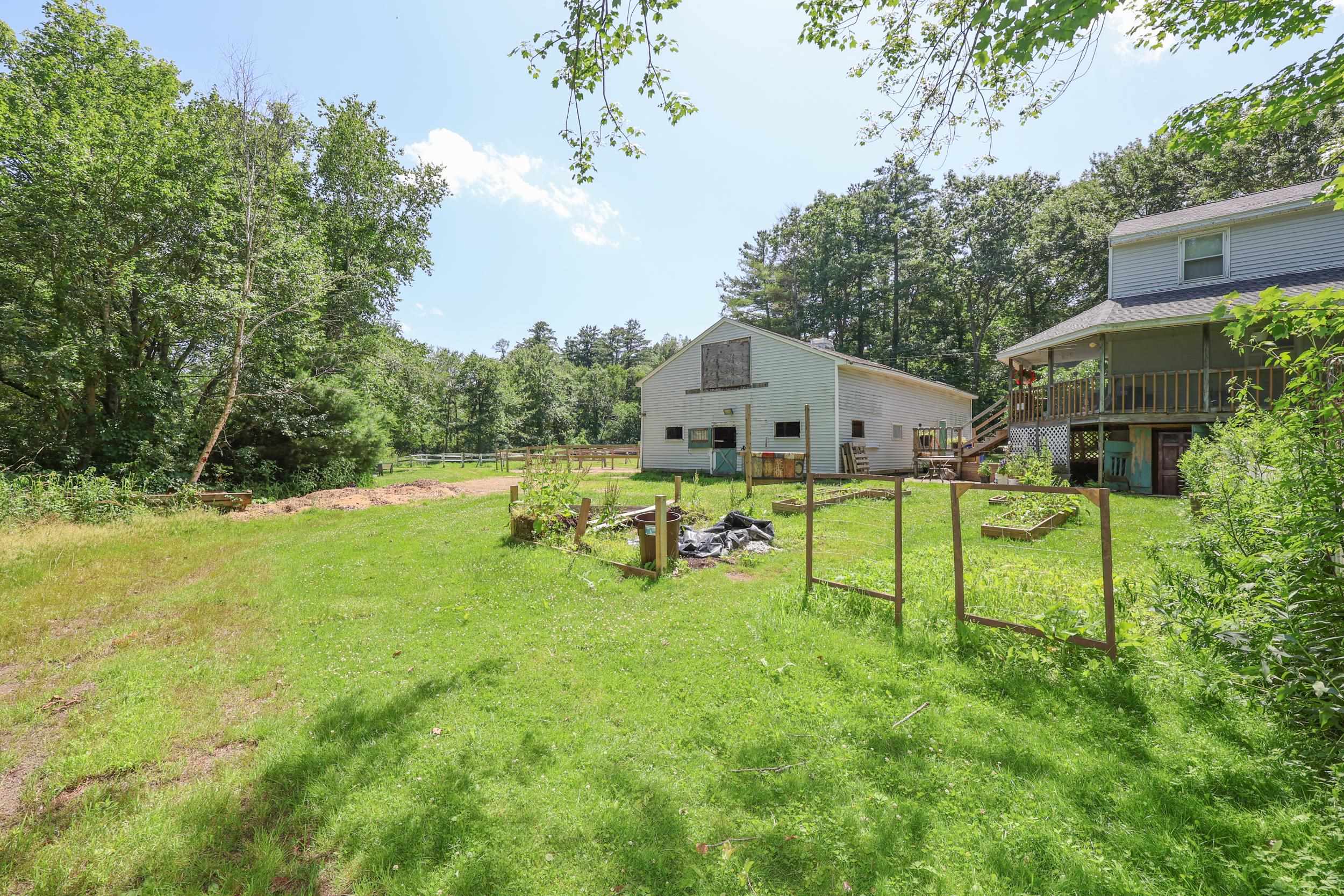 22 Holton Circle