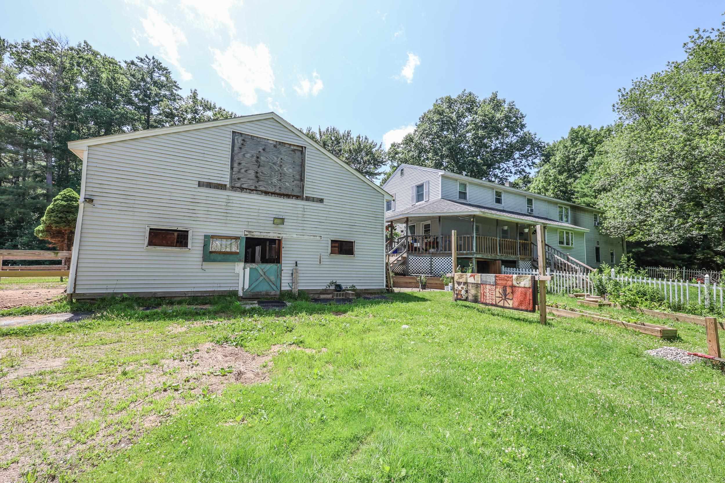 22 Holton Circle