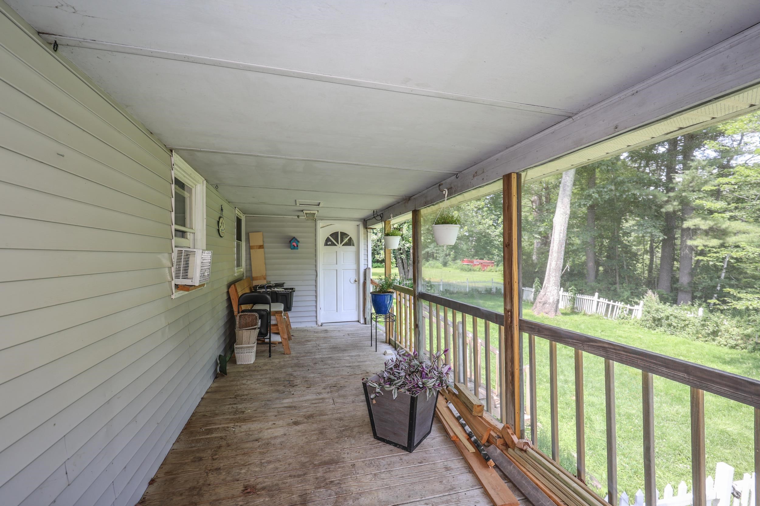 22 Holton Circle
