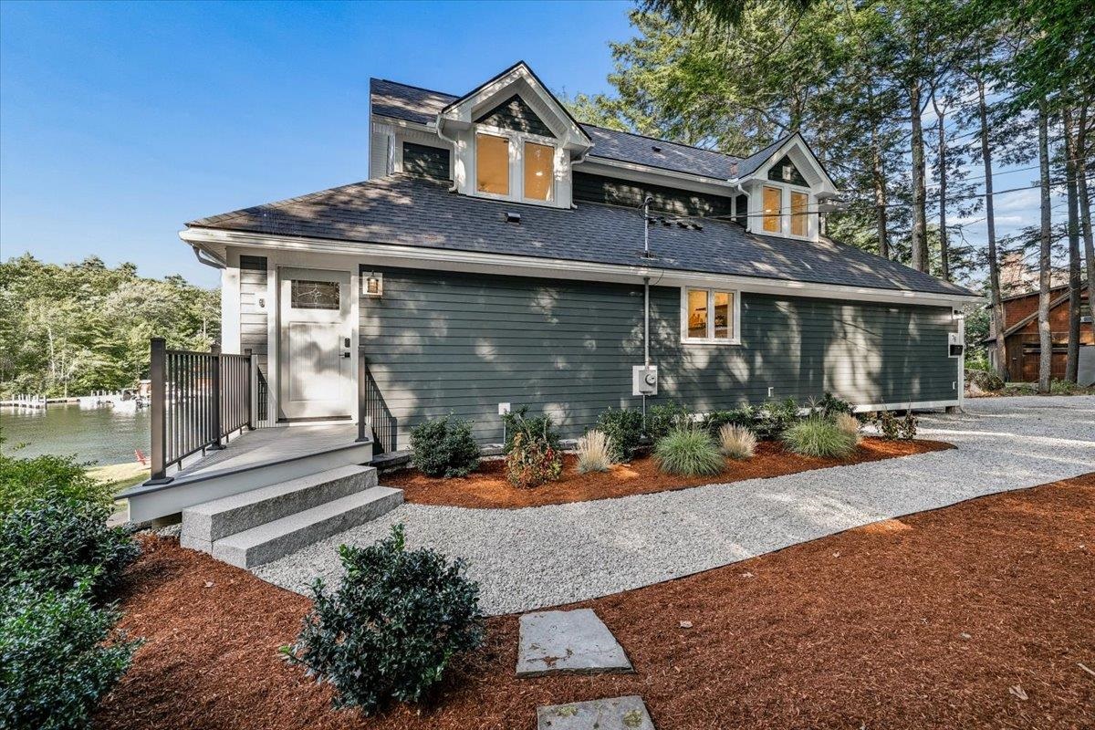 78 Rollins Road