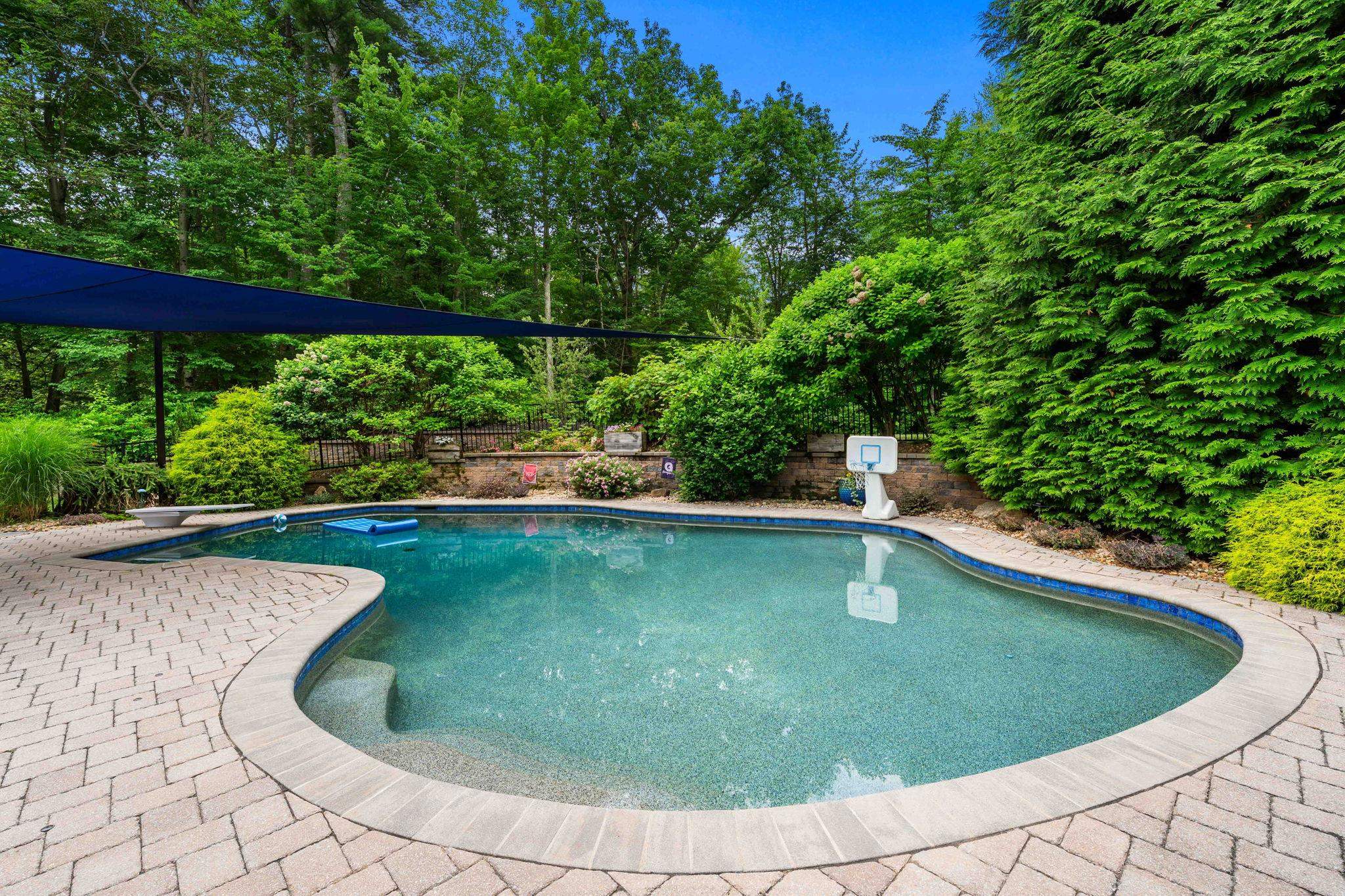 43 Newfane Road