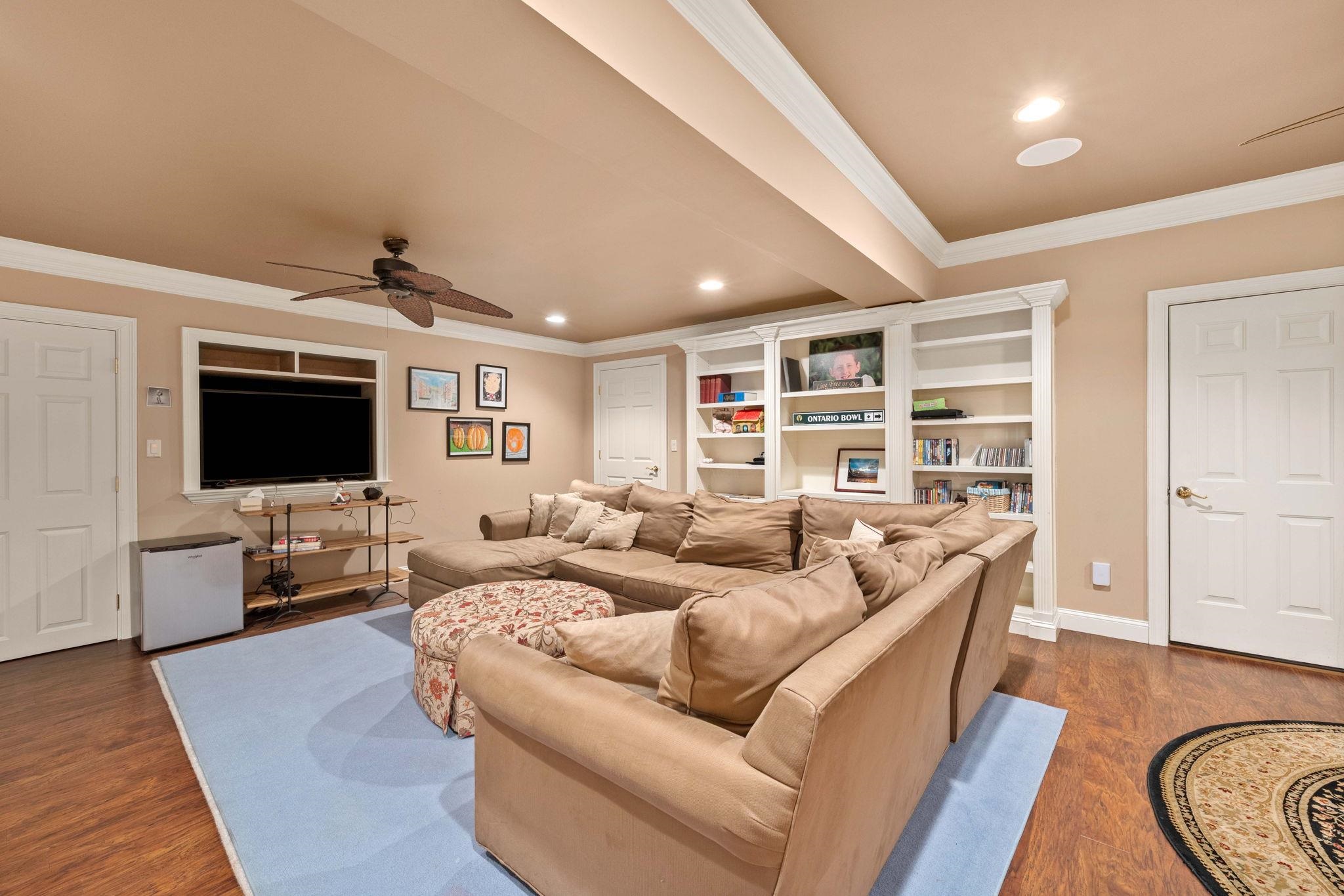 43 Newfane Road