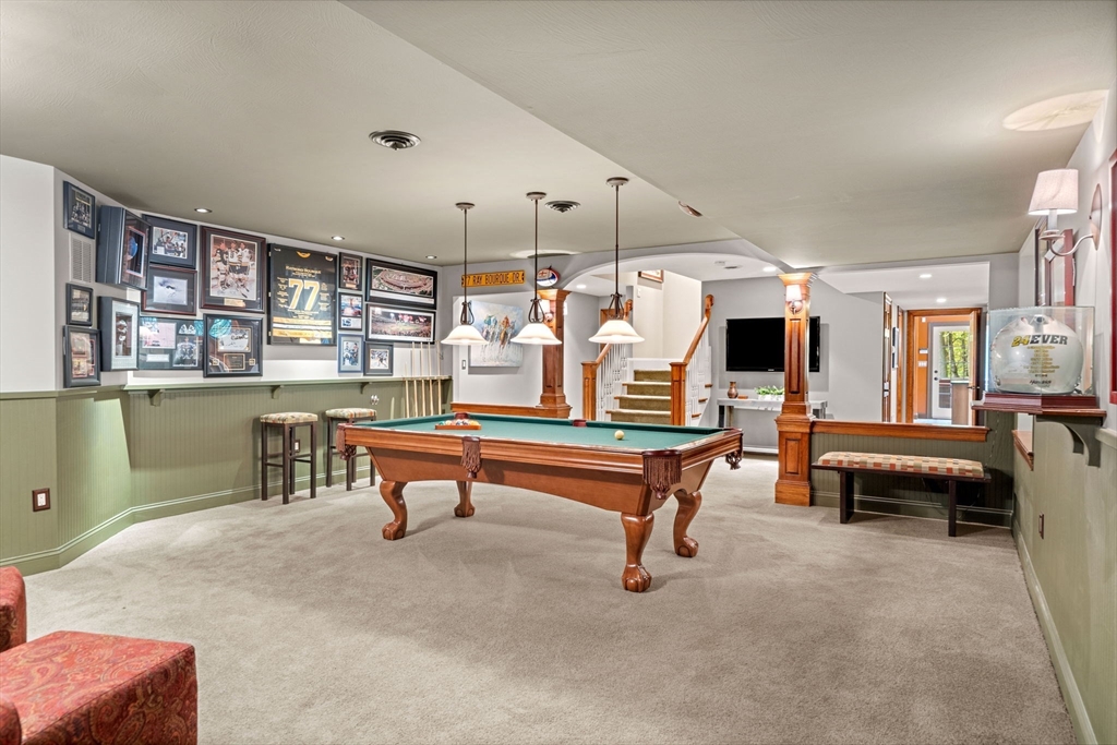 11 Aspen Ln
