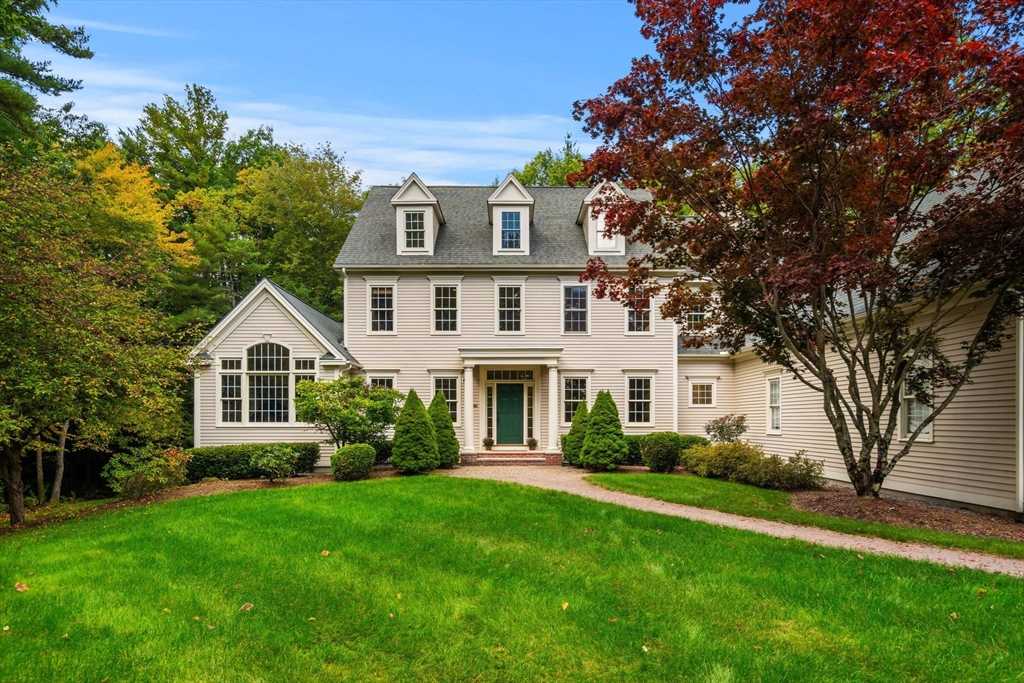 11 Aspen Ln