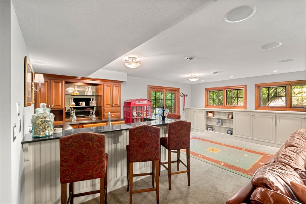 11 Aspen Ln
