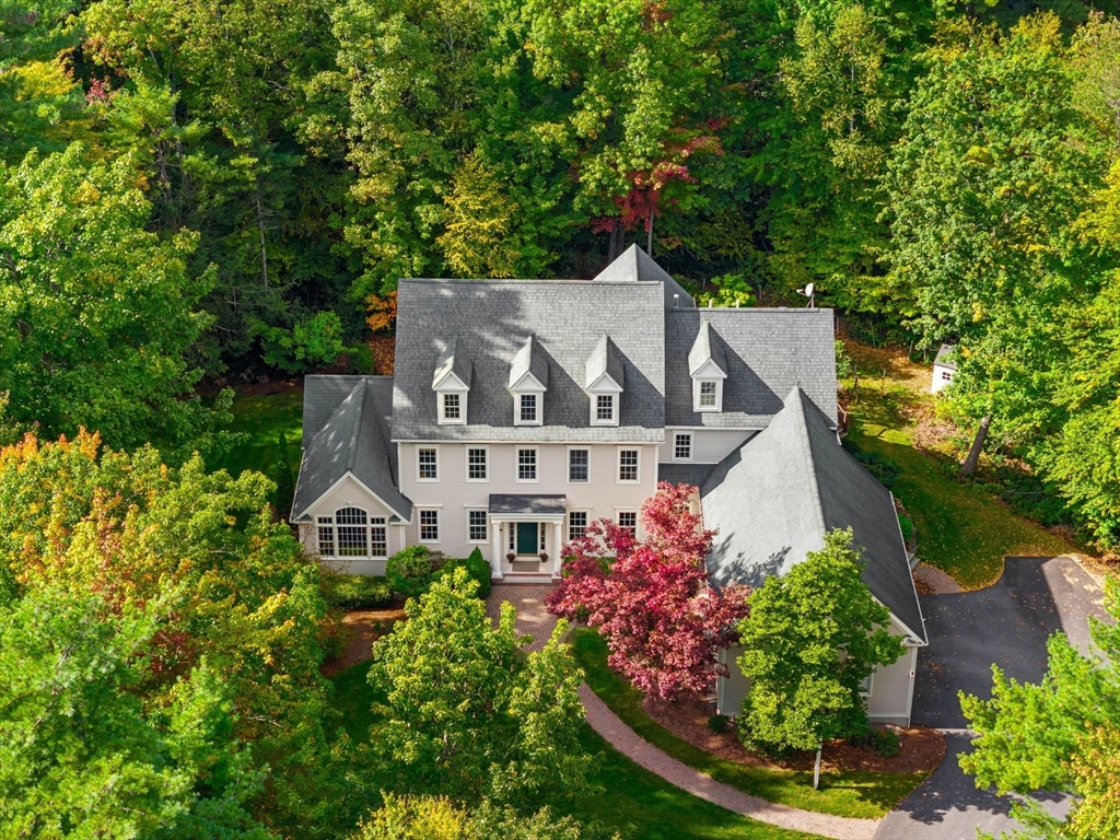 11 Aspen Ln