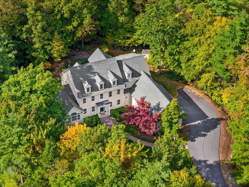 11 Aspen Ln