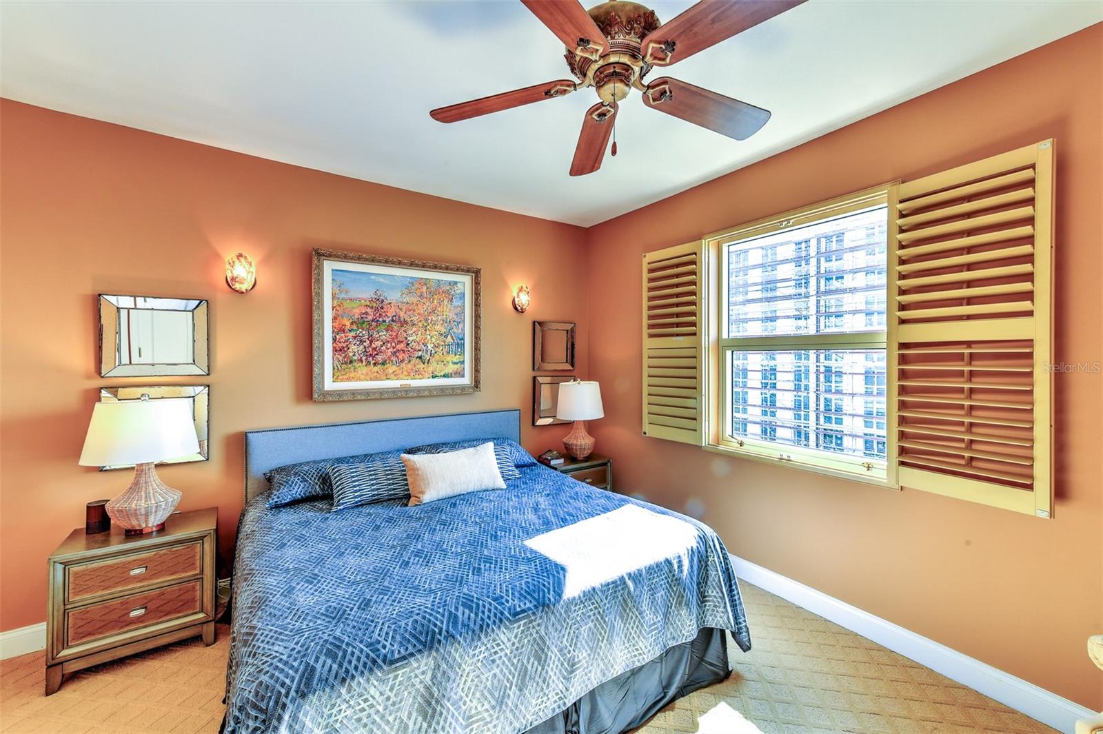 128 GOLDEN GATE PT #601B