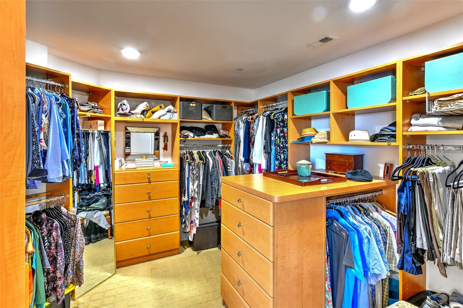 128 GOLDEN GATE PT #601B
