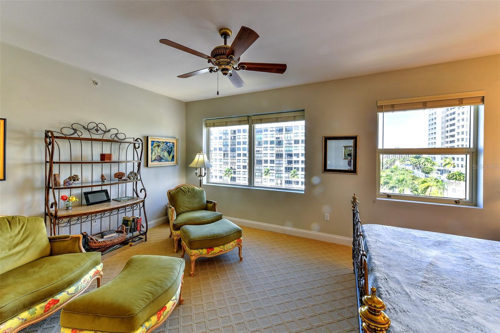 128 GOLDEN GATE PT #601B