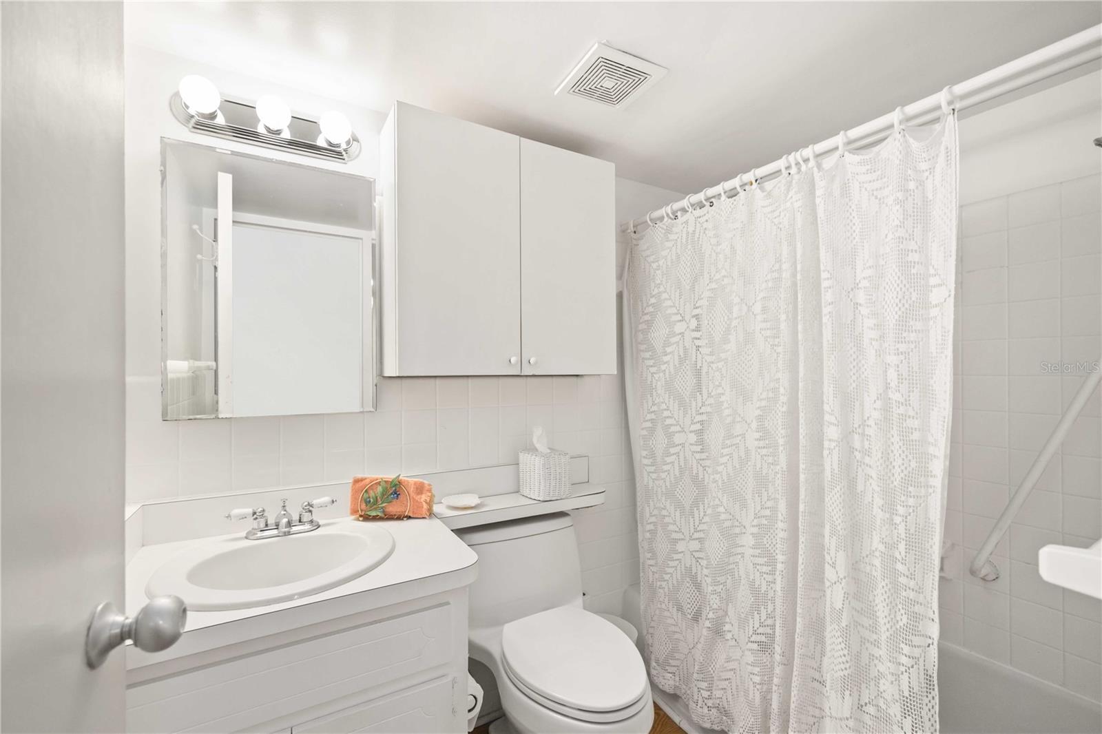 33 S GULFSTREAM AVE #808