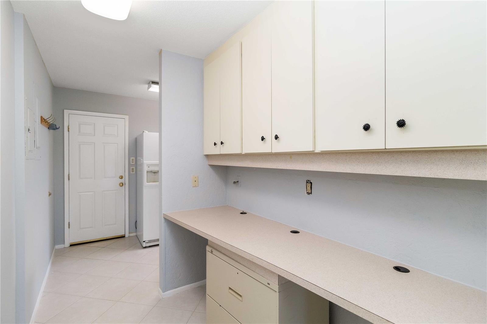 3876 TORREY PINES BLVD