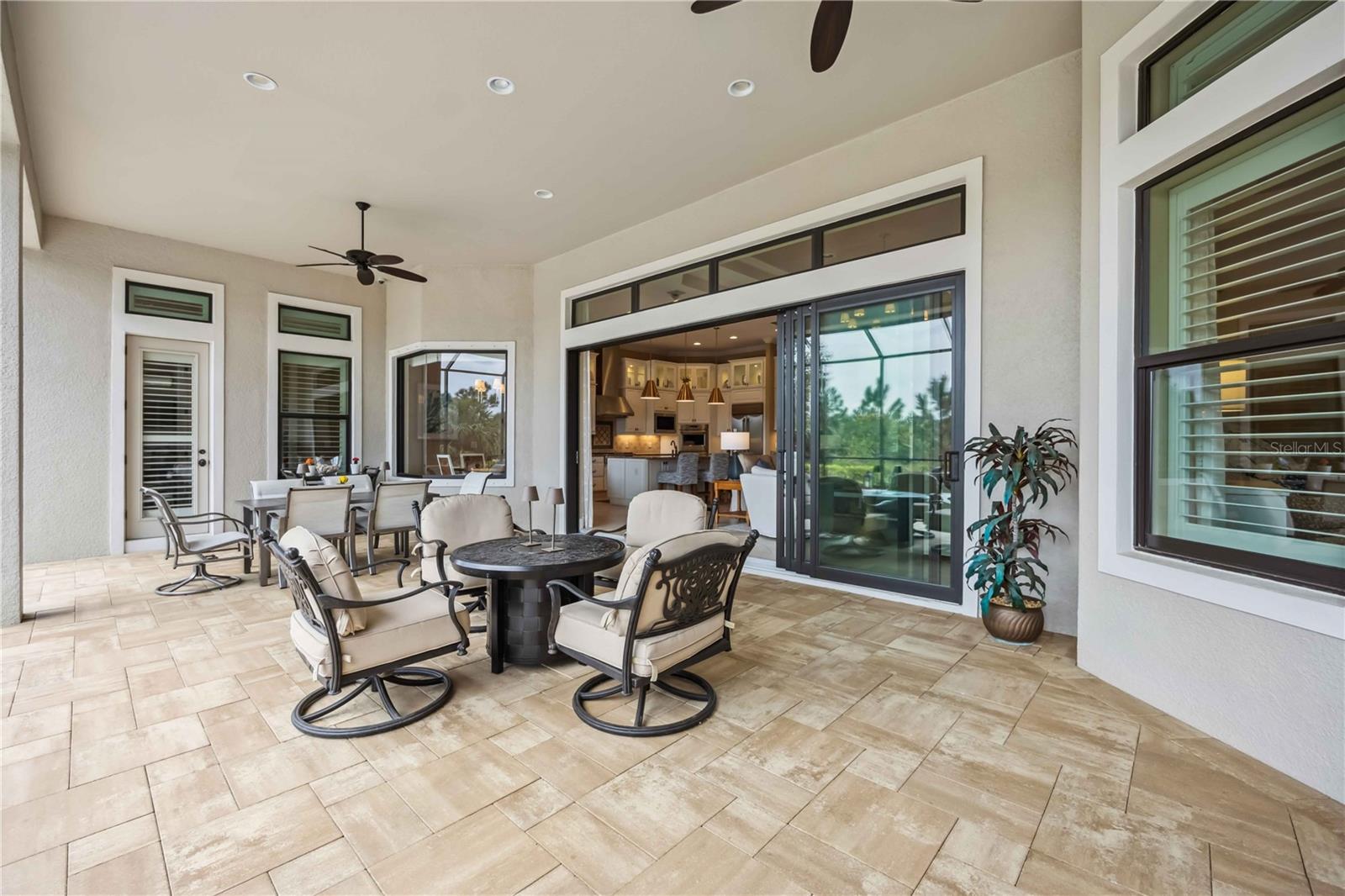 5313 GREENBROOK DR