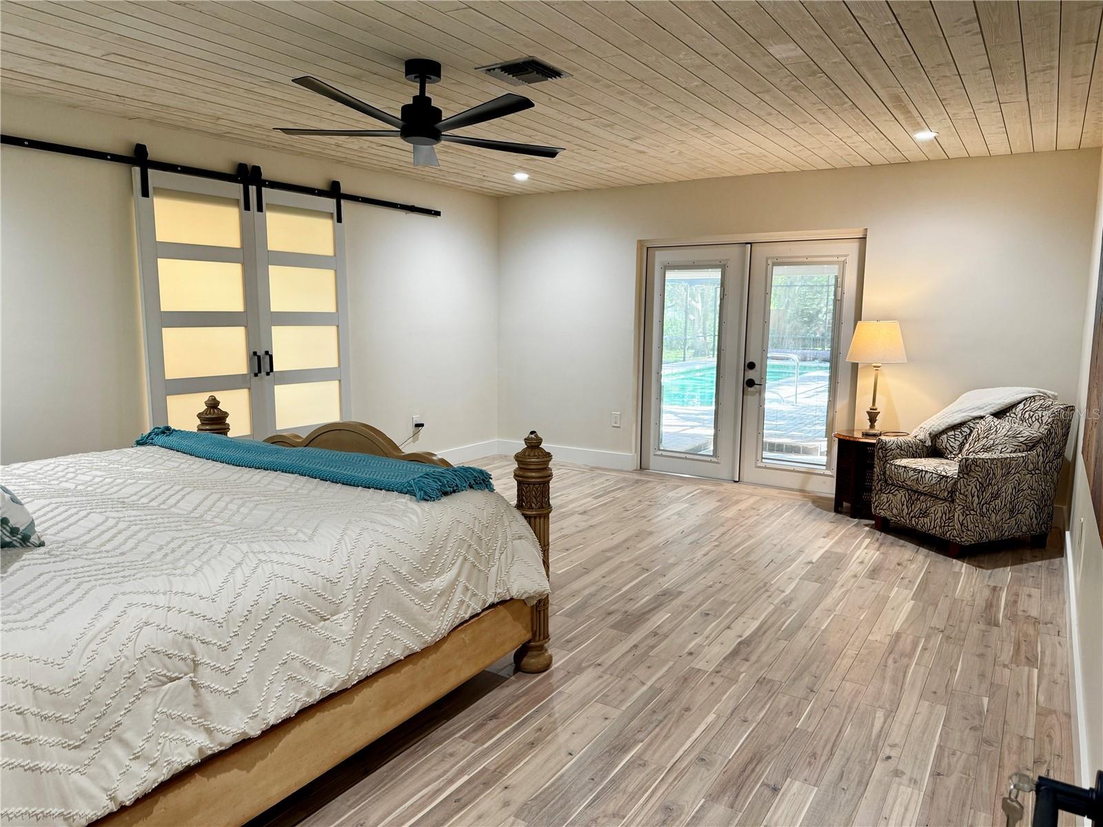 4916 HIDDEN OAKS TRL