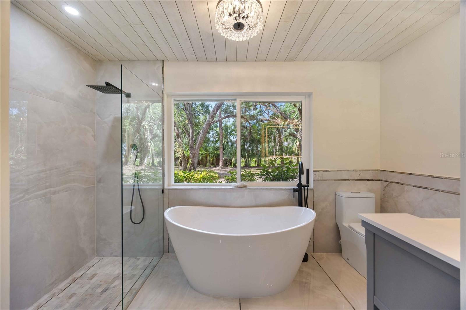 4916 HIDDEN OAKS TRL